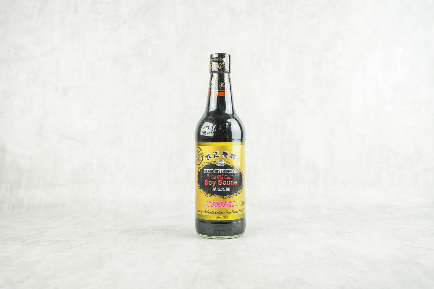 40002939-515785-soja-sauce-shoyu-pearl-river-bridge-dunkel-mit-pilzen-china-500-ml.jpg Sojasauce dunkel