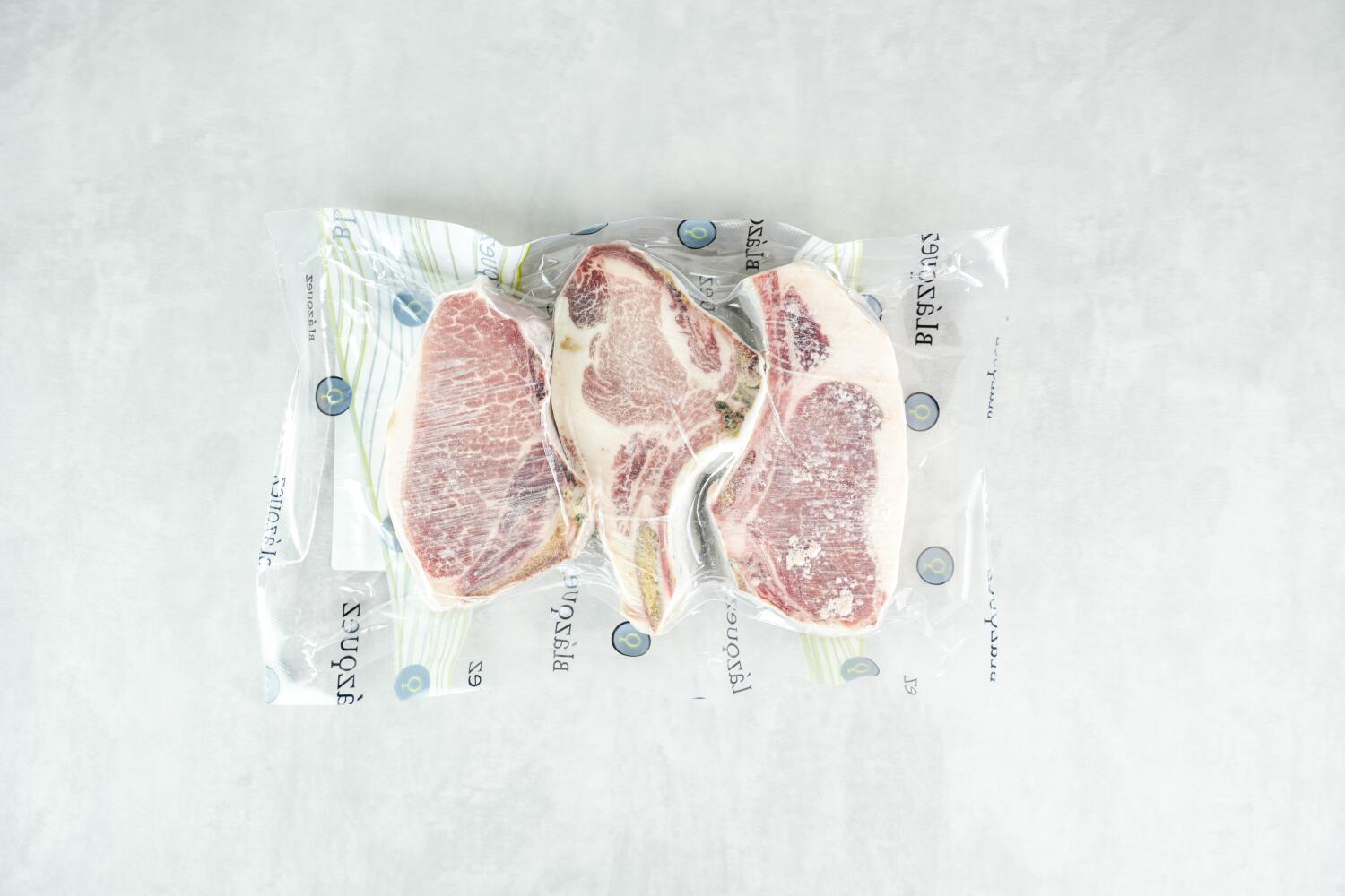 Dry Aged Iberico Kotelett