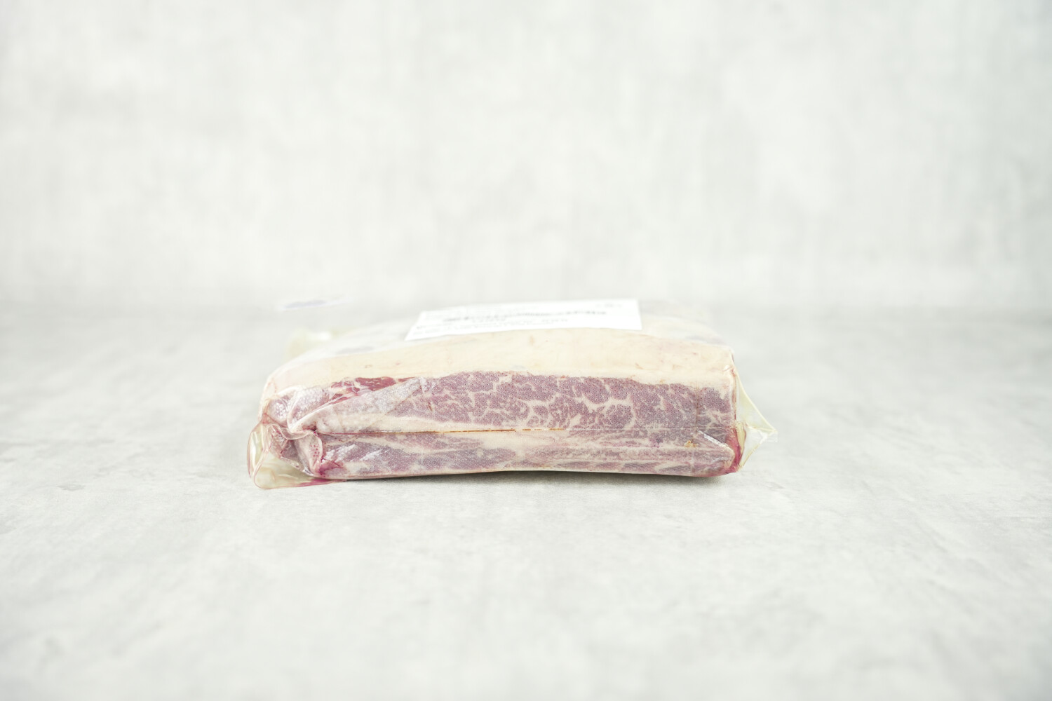 40002819-543247-dry-aged-nordish-beef-rinder-short-ribs-d-ca-1-0-kg-stk.jpg Dry Aged Short-Ribs I NORDISH BEEF