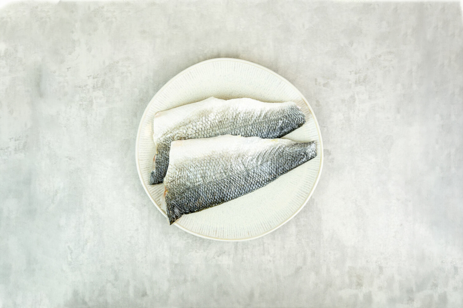 Wolfsbarschfilet mit Haut