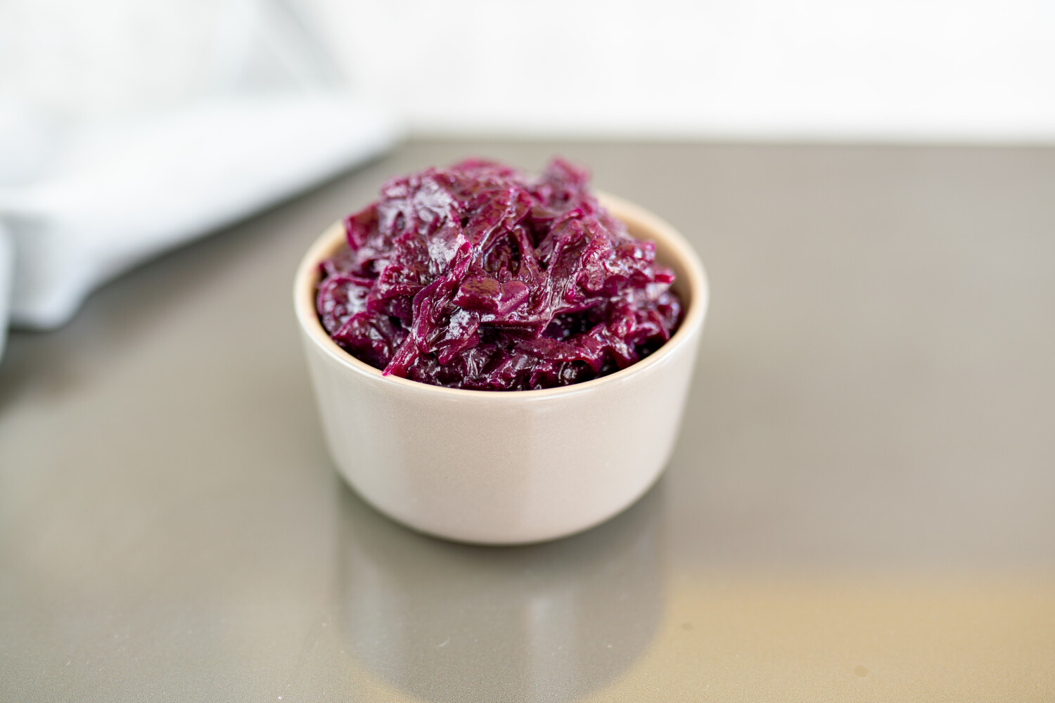 40002291-563081-manufaktur-rotkohl-tk-2x-3-0-kg-karton.jpg Apfel-Preiselbeer-Rotkohl