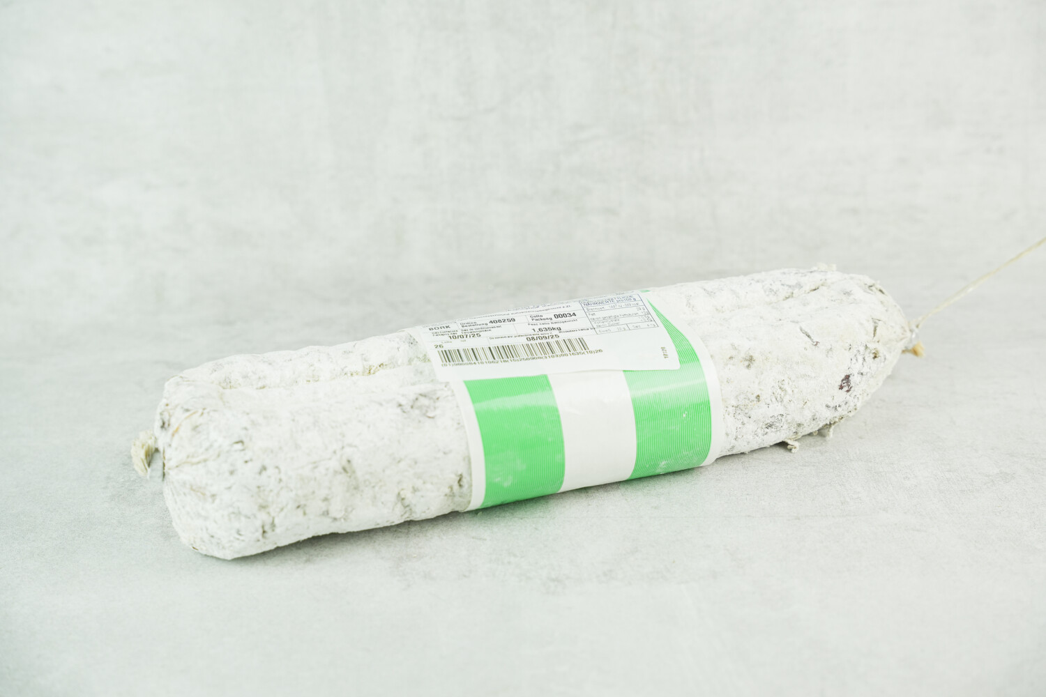 40002756-543120-italien-salami-spianata-piccante-ca-2-0-kg-stueck-italien.jpg Salami Spianata Piccante