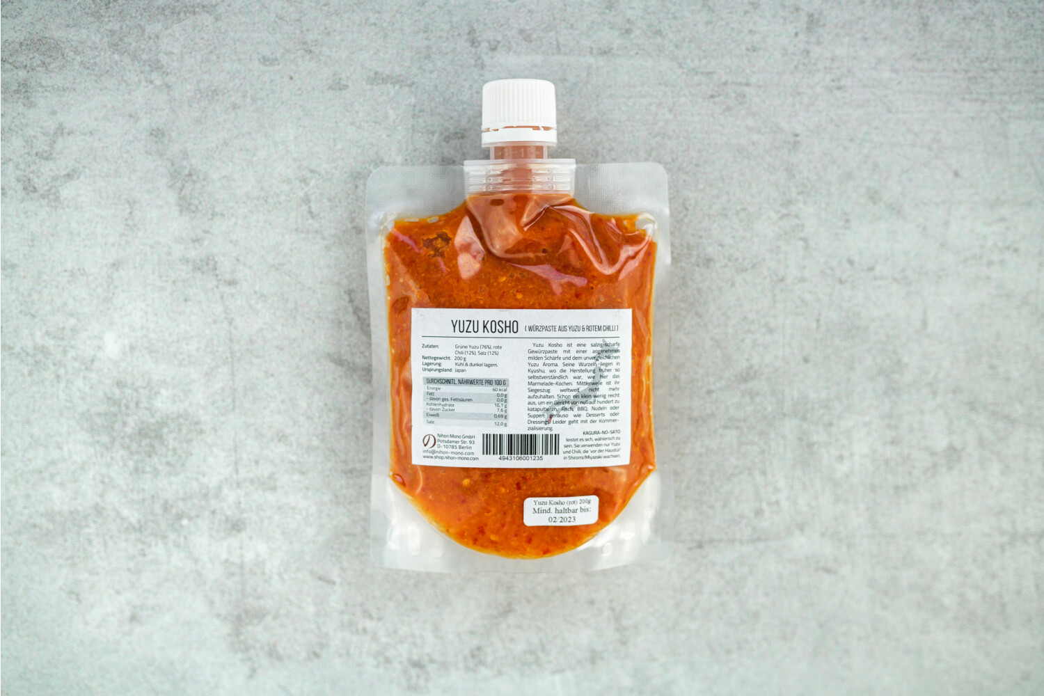 40000709-532553-asia-yuzu-kosho-rot-200-g-gewuerze.jpg Yuzu-Kosho rot I NIHON MONO