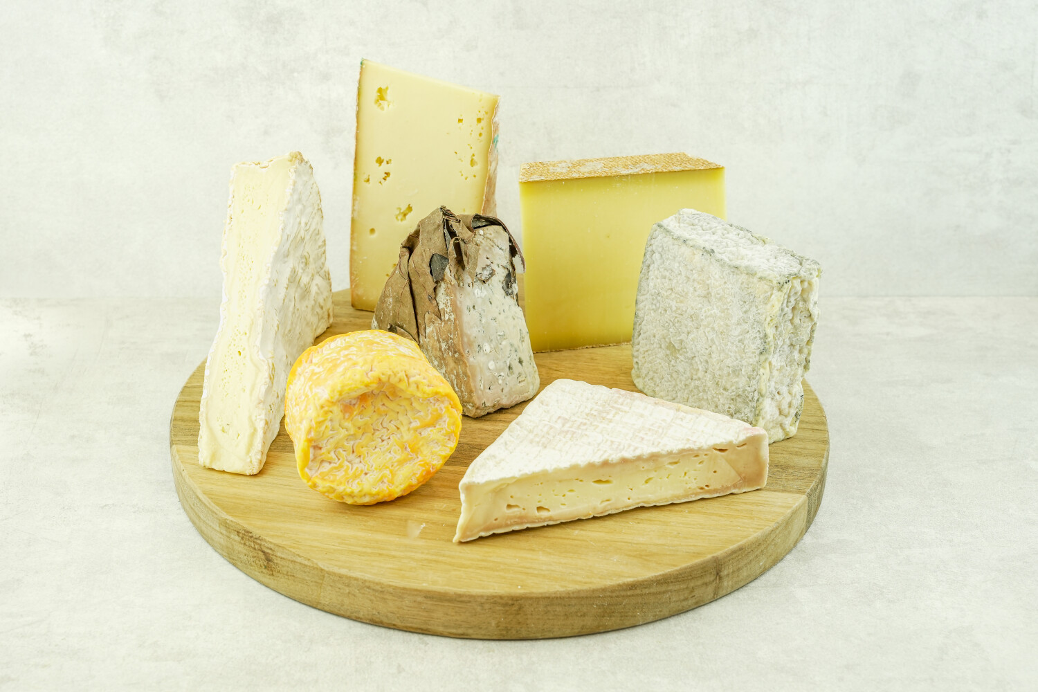 Käsesortiment Europa I TÖLZER KASLADEN