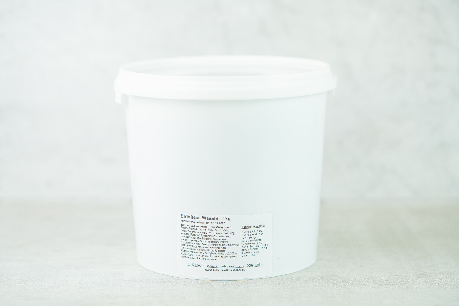 Wasabi-Erdnüsse grün
