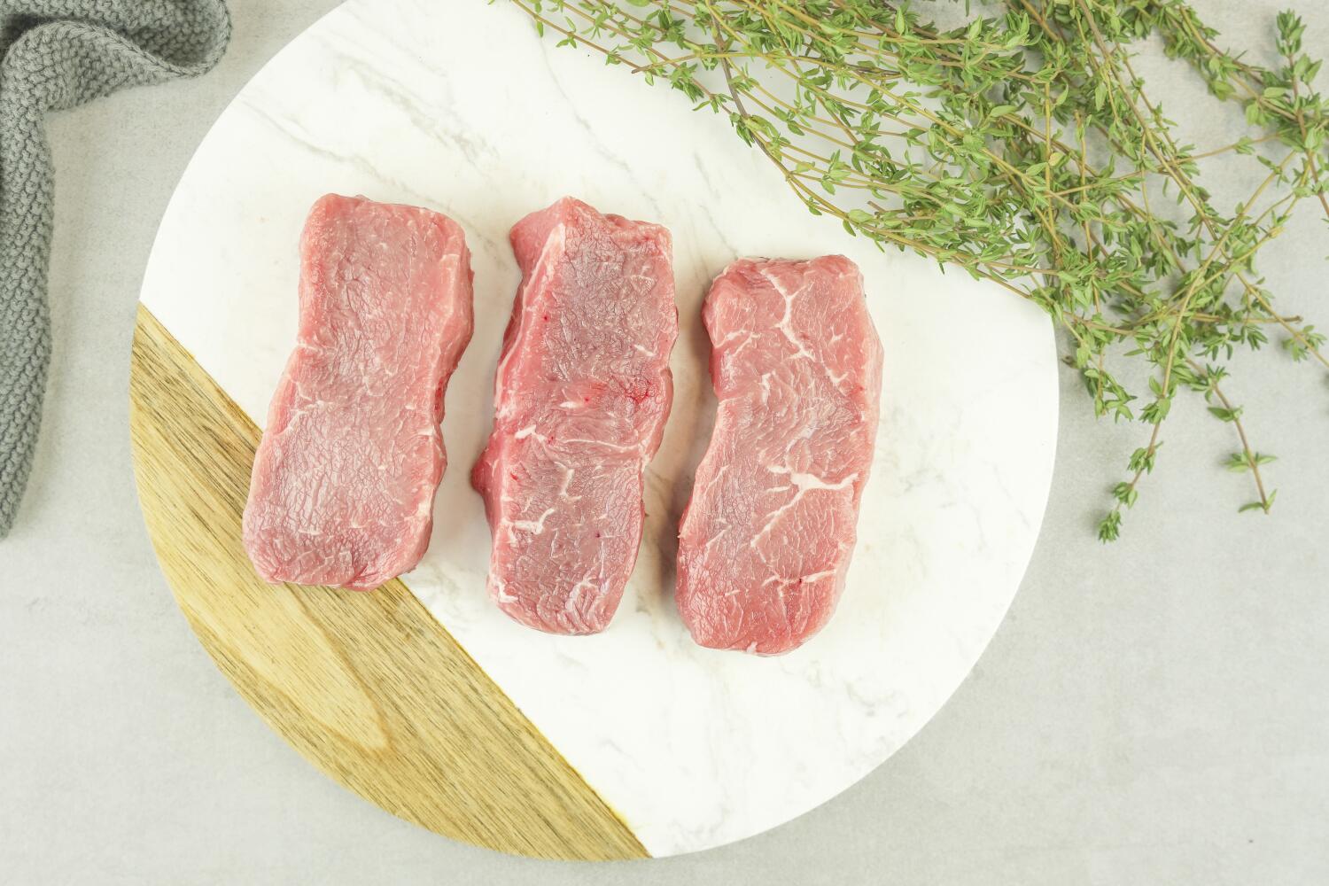 Kalbsrückensteak hell I HAVELLAND CUTS