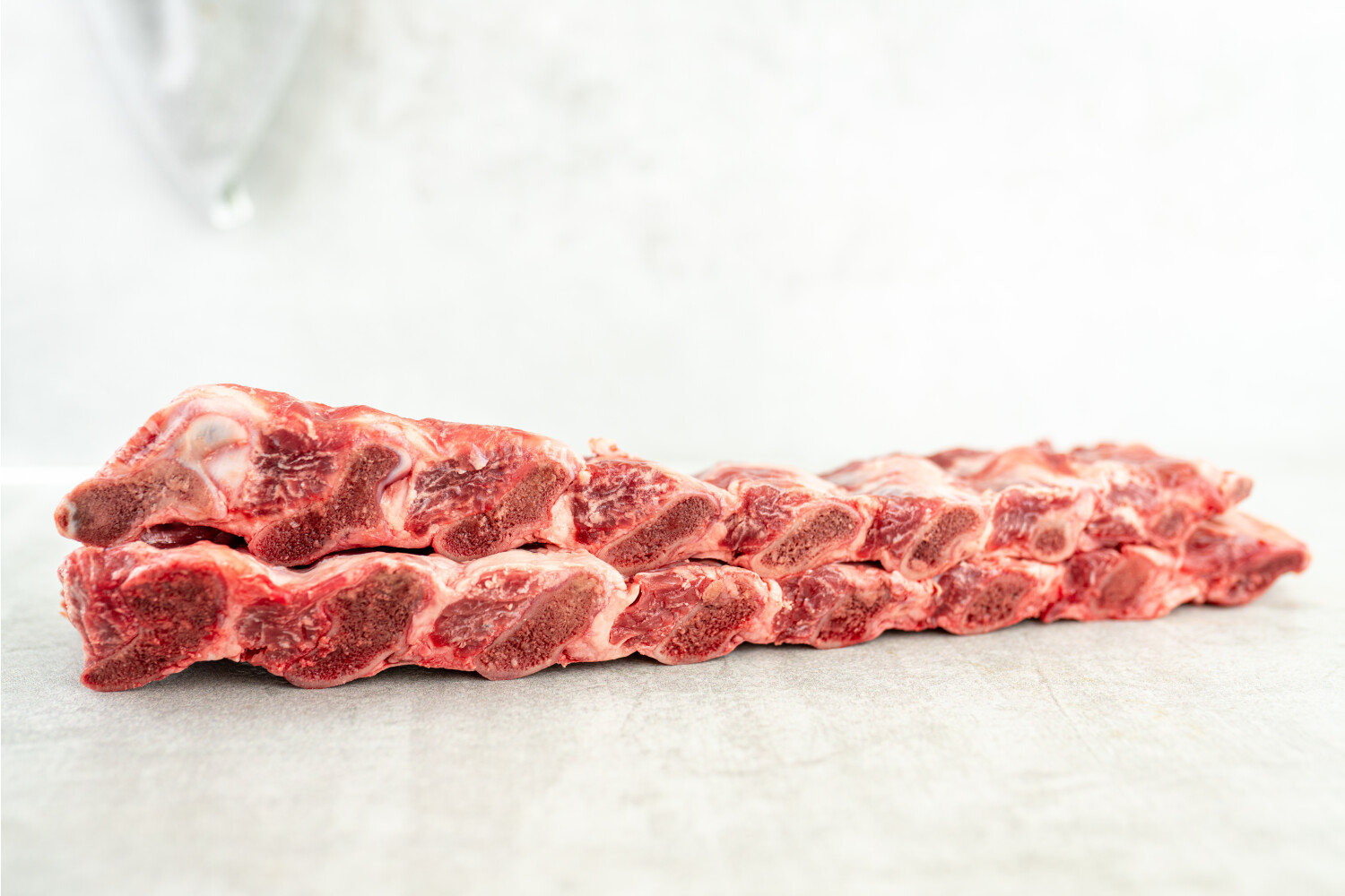 Dry Aged Kalbs Spare-Ribs