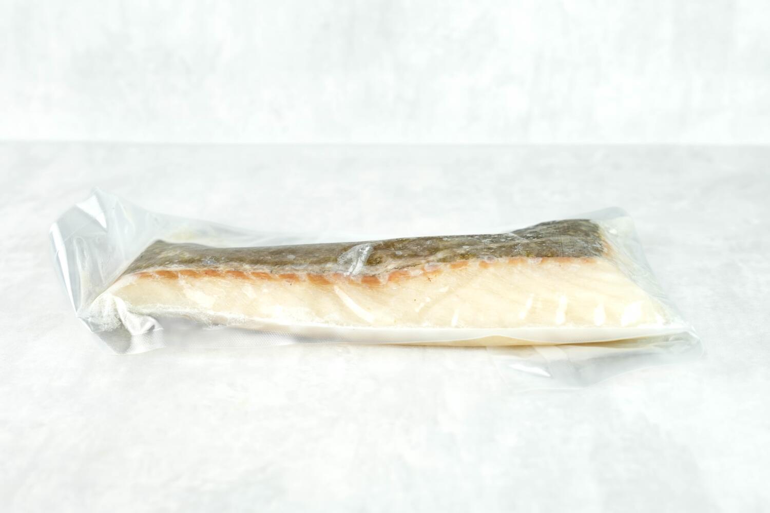 Kabeljauloins mit Haut