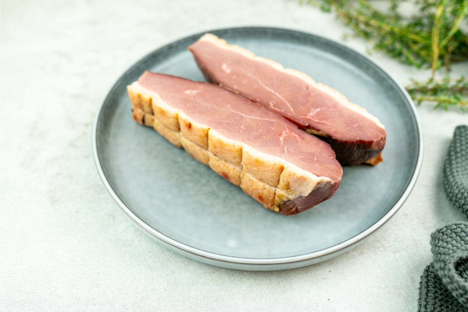 Entenbrust geräuchert