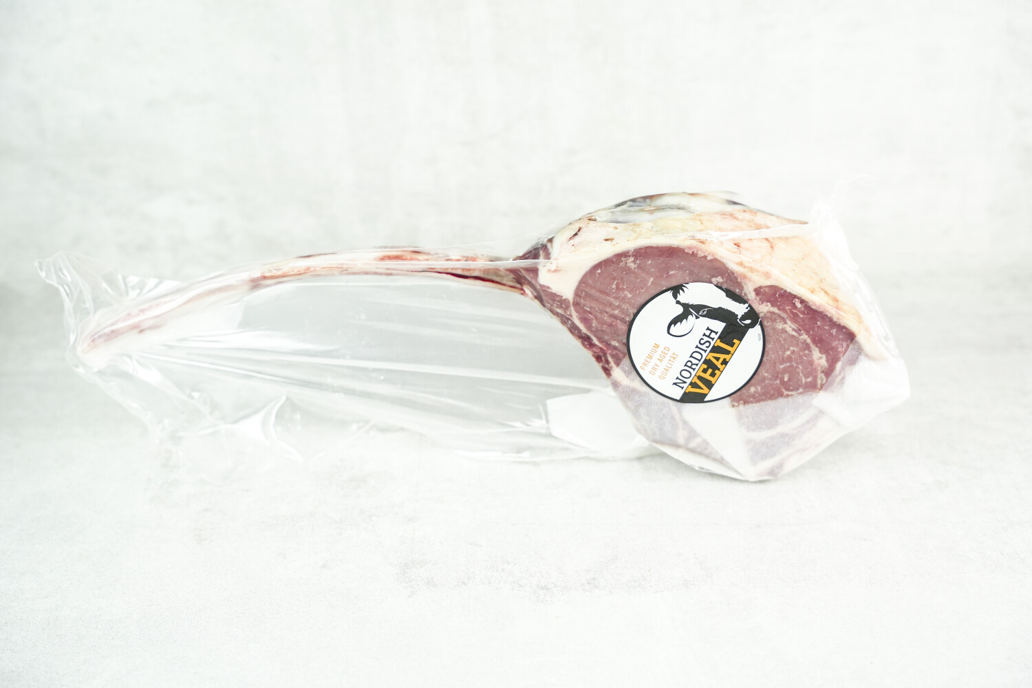 Dry Aged Kalbs-Tomahawk I NORDISH VEAL